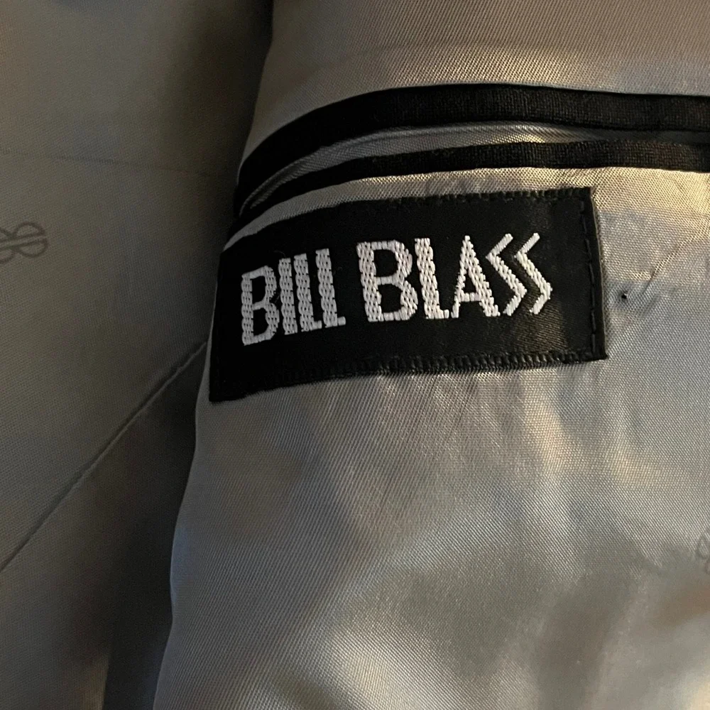 Bill Blass Mens‎ Black Tuxedo Suit Set 42L Peak Lapel Single Button Formal USA
